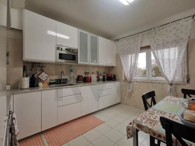 Apartamento T2 para Arrendamento em Cacém e São Marcos Foto 1