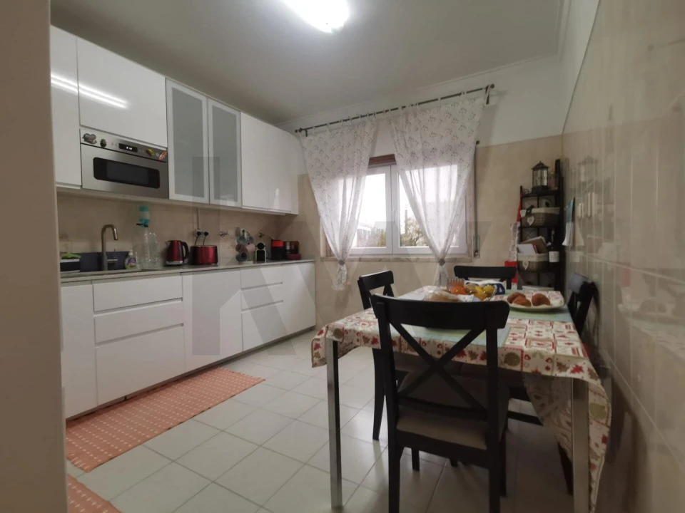 Apartamento T2 para Arrendamento em Cacém e São Marcos Foto 2