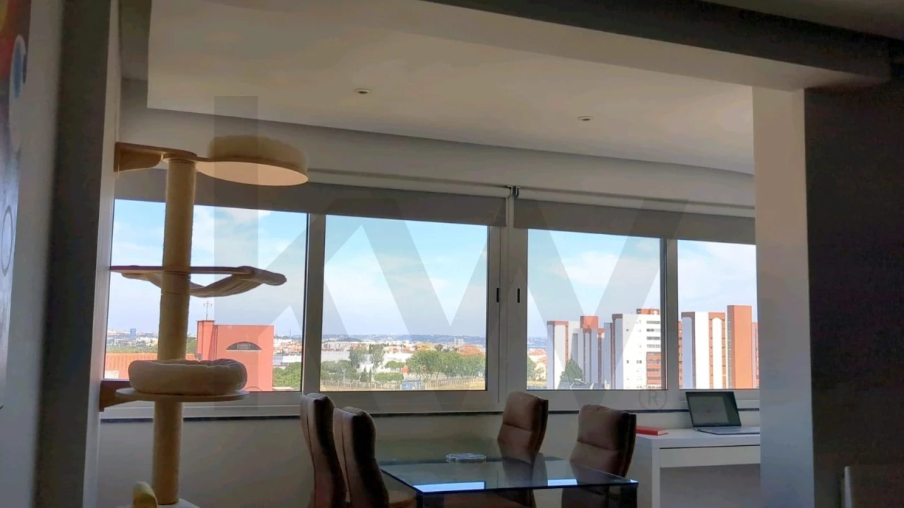 Apartamento T3 para Venda em São Domingos de Rana Foto 11