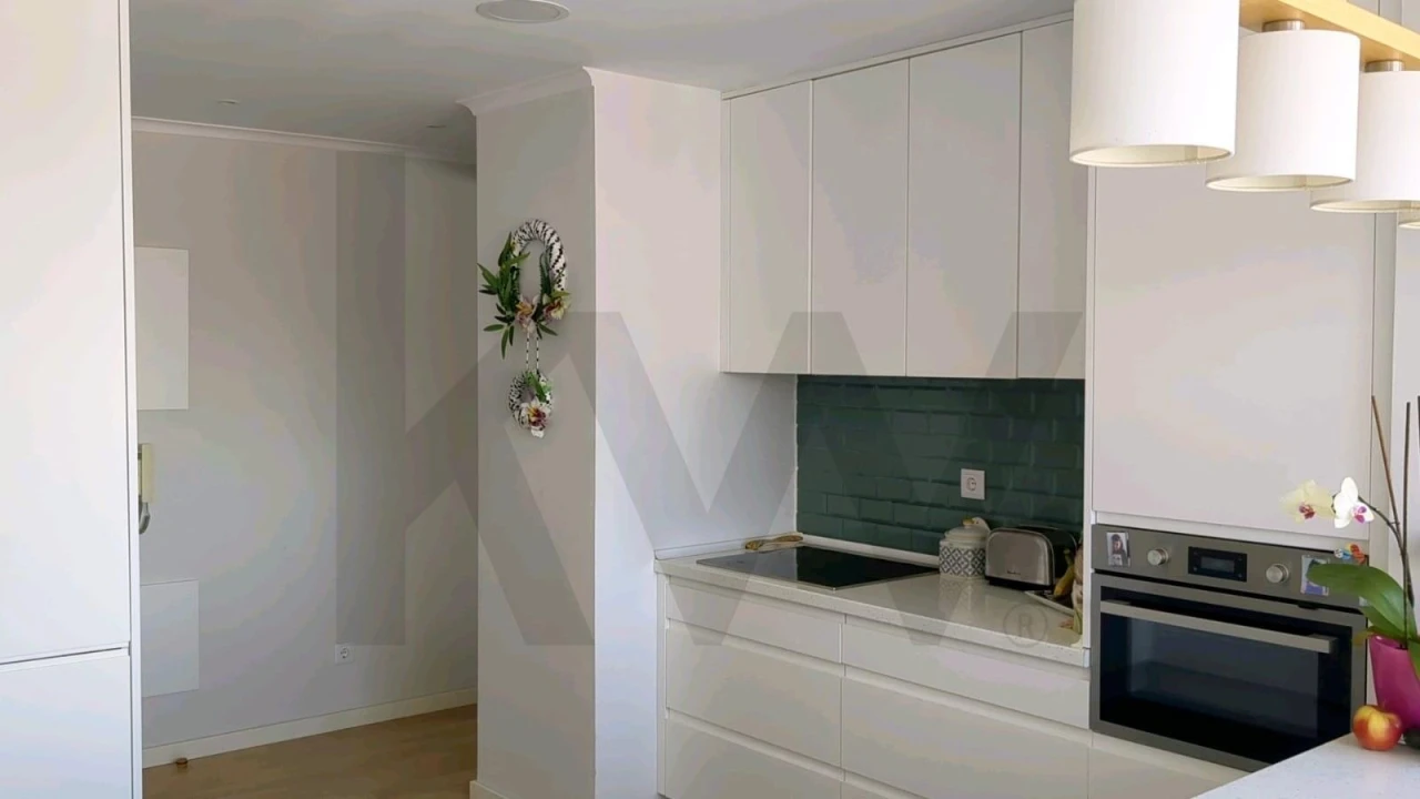 Apartamento T3 para Venda em São Domingos de Rana Foto 3