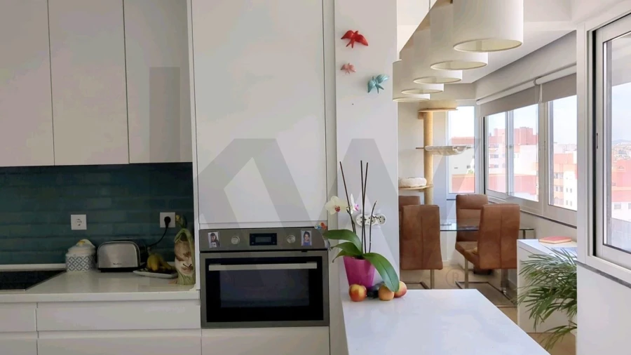 Apartamento T3 para Venda em São Domingos de Rana Foto 5