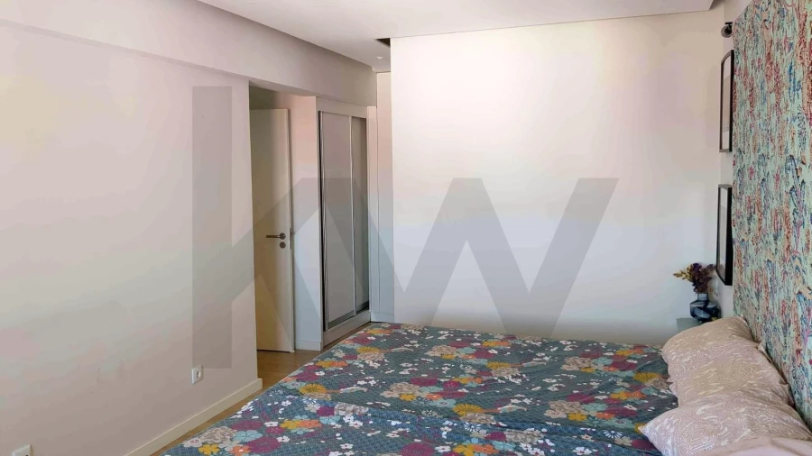 Apartamento T3 para Venda em São Domingos de Rana Foto 25