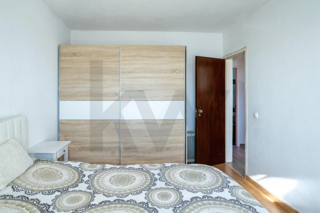 Apartamento T4 para Venda em Corroios Foto 32