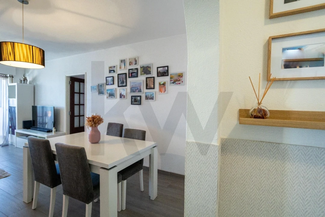 Apartamento T4 para Venda em Corroios Foto 8