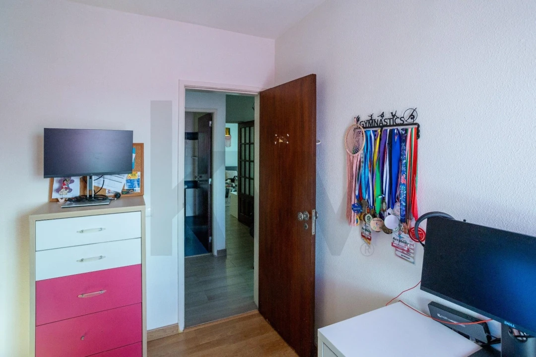 Apartamento T4 para Venda em Corroios Foto 28