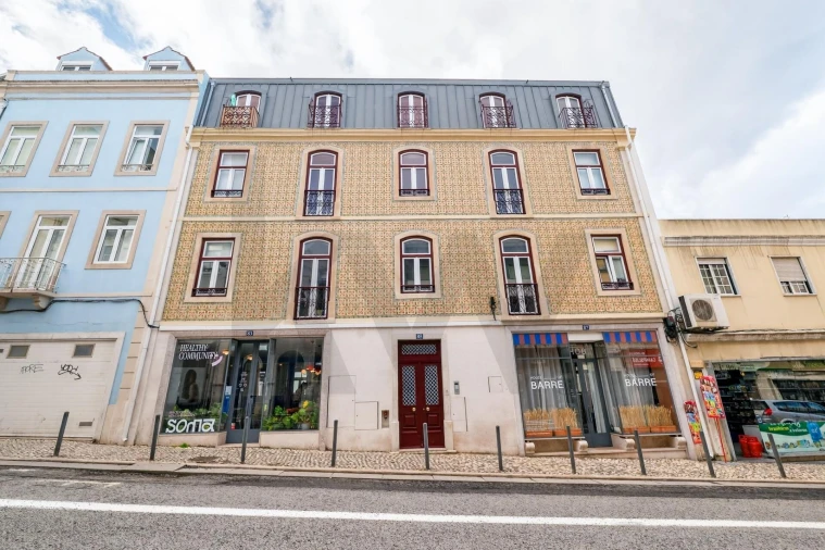 Apartamento T1 para Arrendamento em Campolide Foto 26