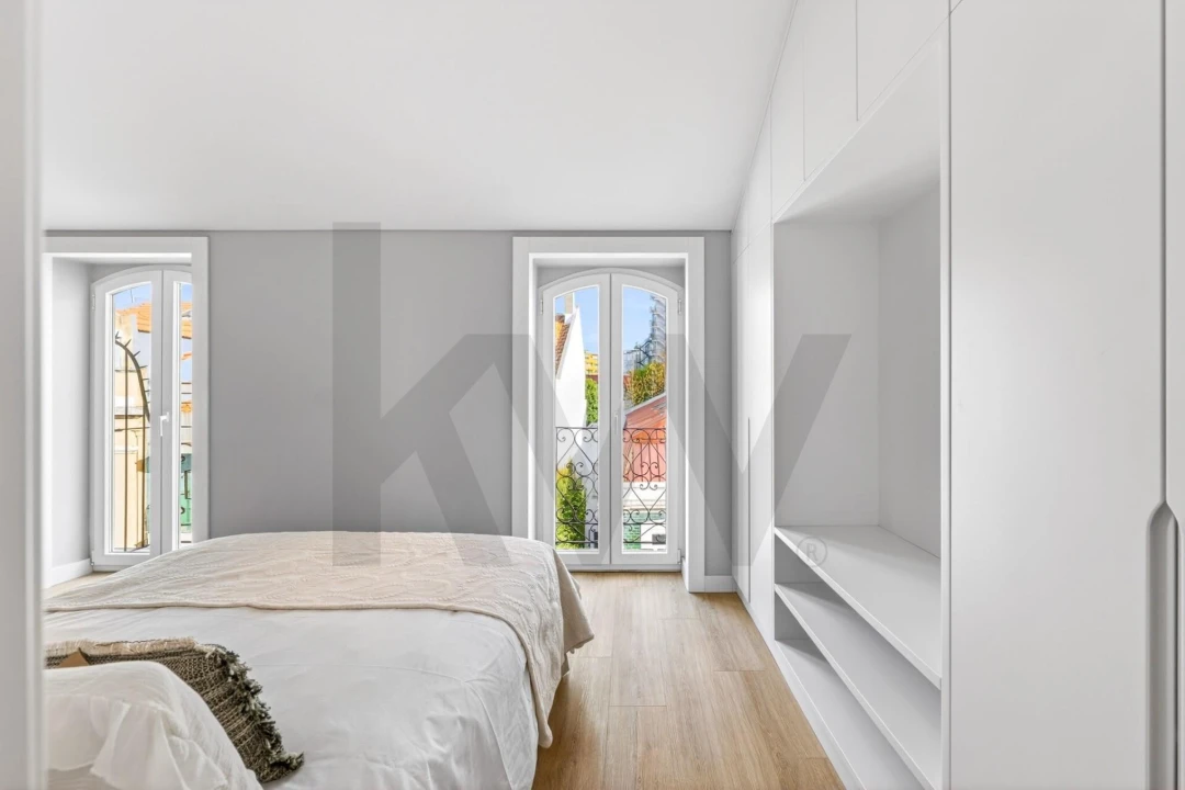 Apartamento T1 para Arrendamento em Campolide Foto 2