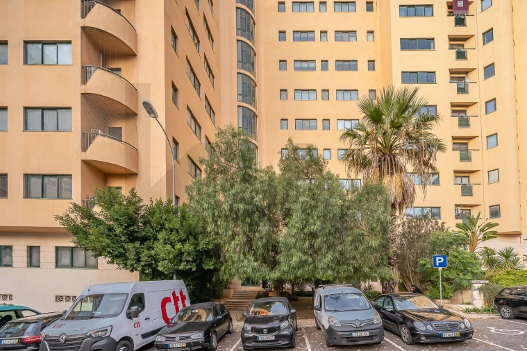 Escritório para Arrendamento em Algés, Linda-A-Velha e Cruz Quebrada-Dafundo Foto 17