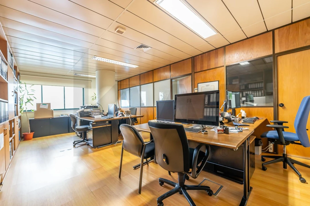 Escritório para Arrendamento em Algés, Linda-A-Velha e Cruz Quebrada-Dafundo Foto 1