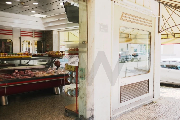 Loja para Arrendamento em Costa da Caparica Foto 19