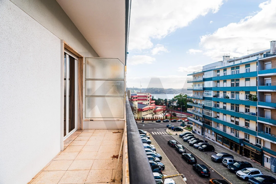 Apartamento T3 para Arrendamento em Belém Foto 23