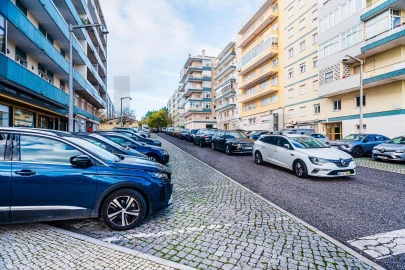 Apartamento T3 para Arrendamento em Belém