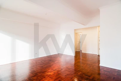 Apartamento T3 para Arrendamento em Belém
