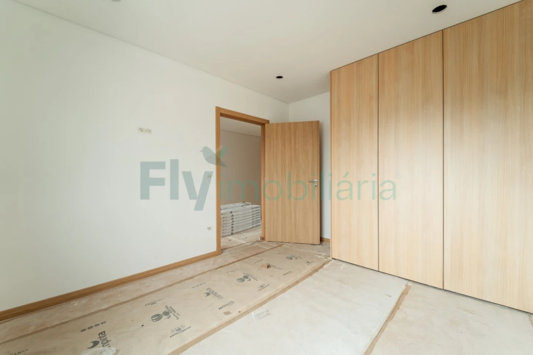 Moradia T2 para Venda em Tagilde e Vizela (São Paio) Foto 18