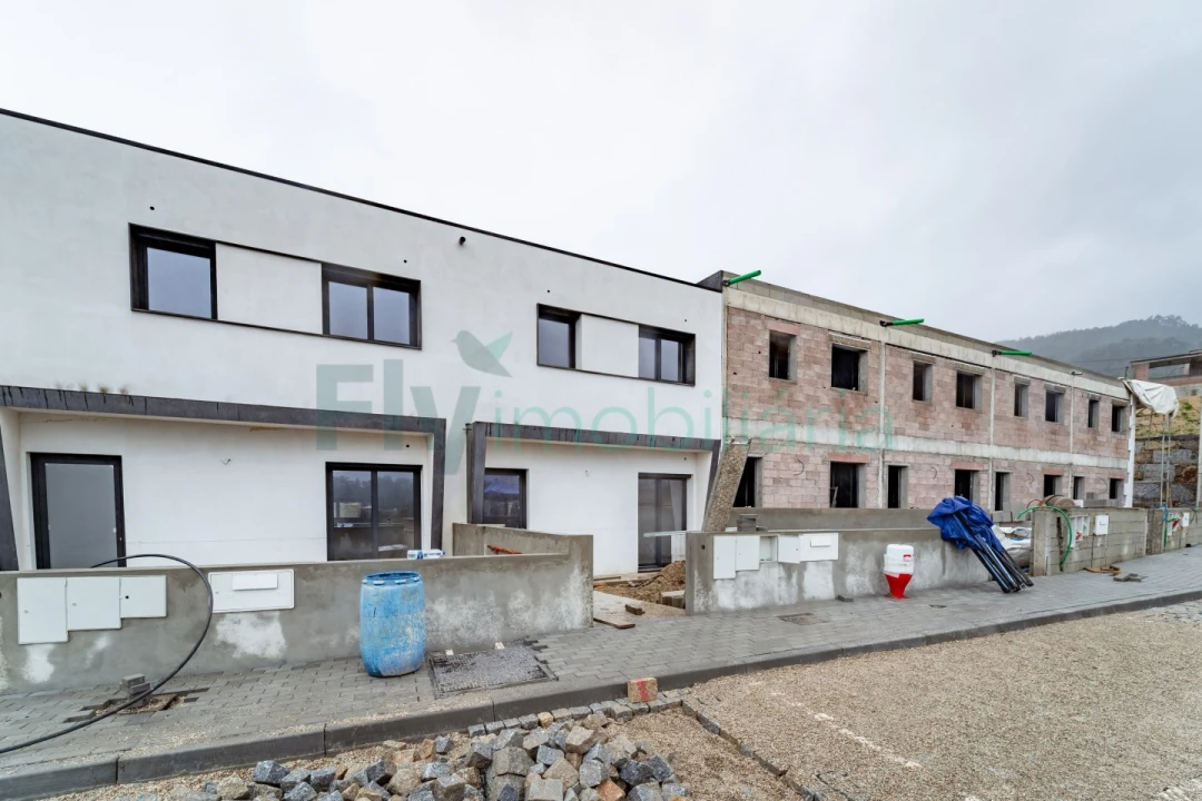 Moradia T2 para Venda em Tagilde e Vizela (São Paio) Foto 29