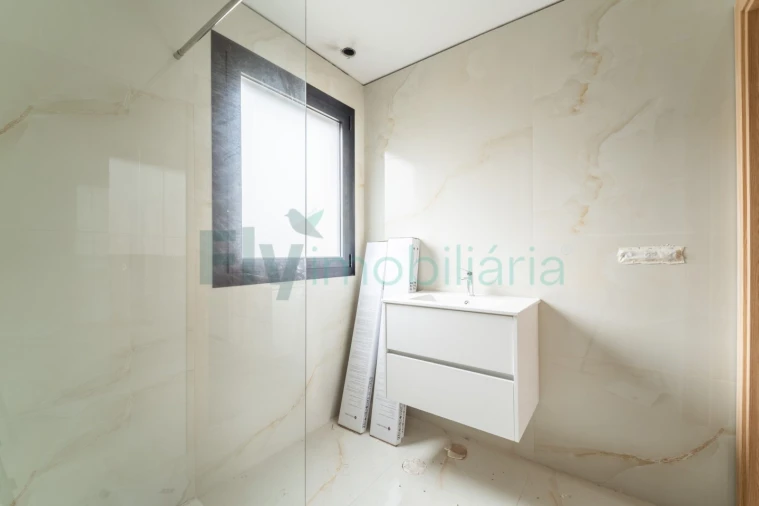 Moradia T2 para Venda em Tagilde e Vizela (São Paio) Foto 14