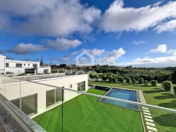 Moradia T4 para Venda em Atouguia da Baleia