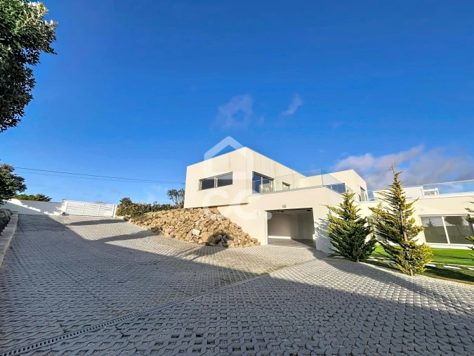 Moradia T4 para Venda em Atouguia da Baleia Foto 36