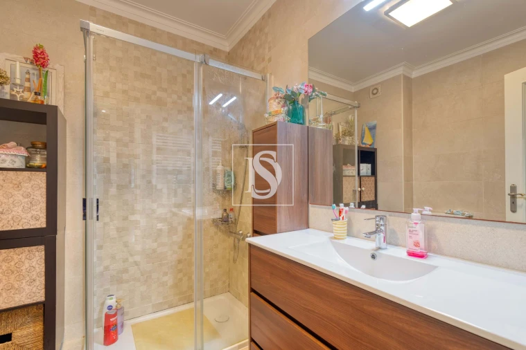 Apartamento T3 para Venda em Buarcos Foto 53