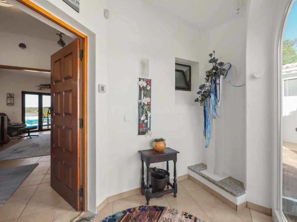 Moradia T3 para Venda em Estômbar e Parchal Foto 3