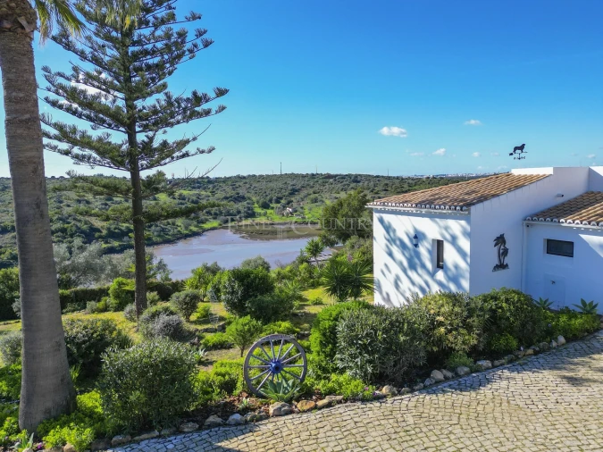 Moradia T3 para Venda em Estômbar e Parchal Foto 35