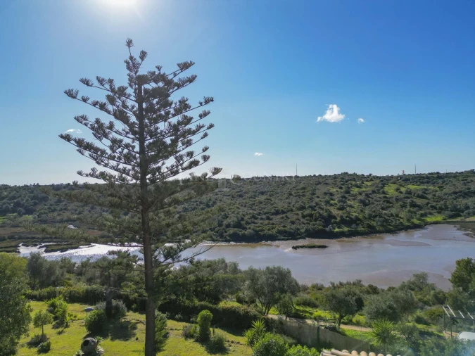 Moradia T3 para Venda em Estômbar e Parchal Foto 38