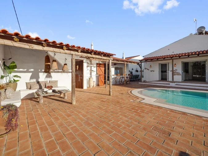 Moradia T4 para Venda em São Bartolomeu de Messines Foto 31