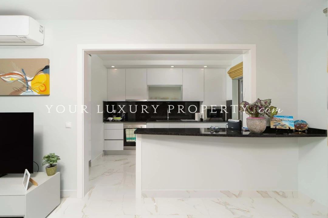 Apartamento T1 para Venda em Portimão Foto 6