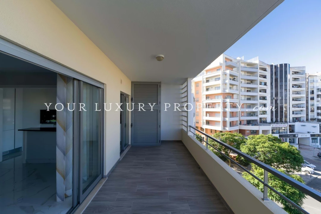 Apartamento T1 para Venda em Portimão Foto 10