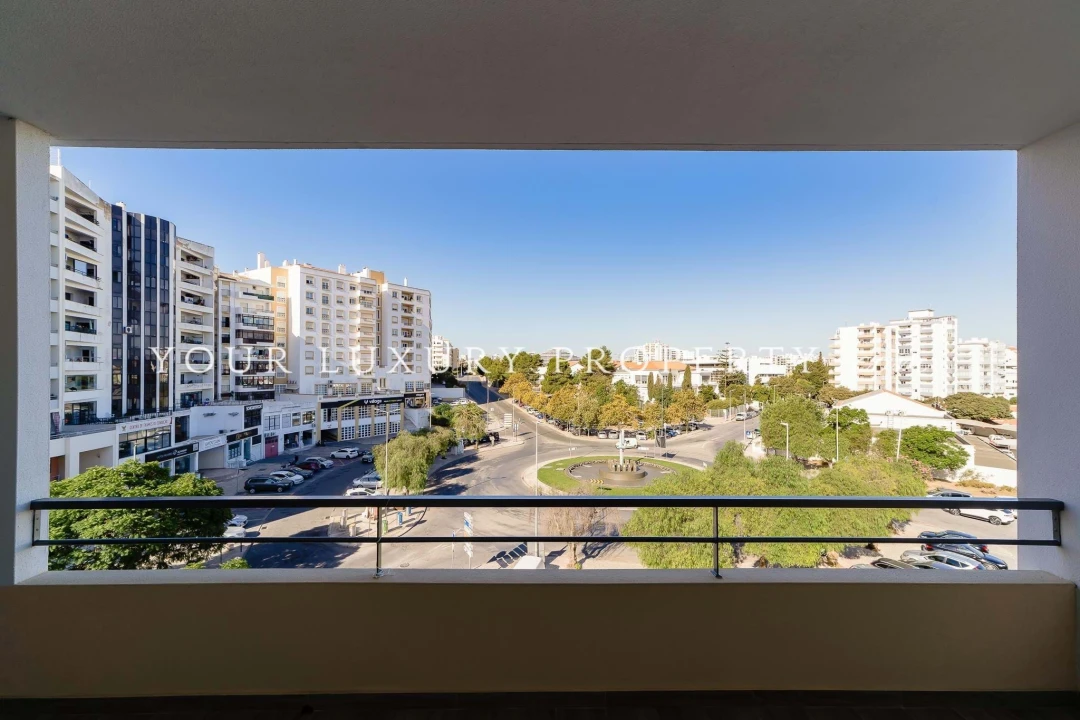 Apartamento T1 para Venda em Portimão Foto 9