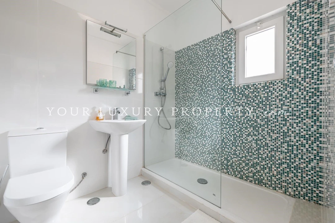 Moradia T4 para Venda em Portimão Foto 13