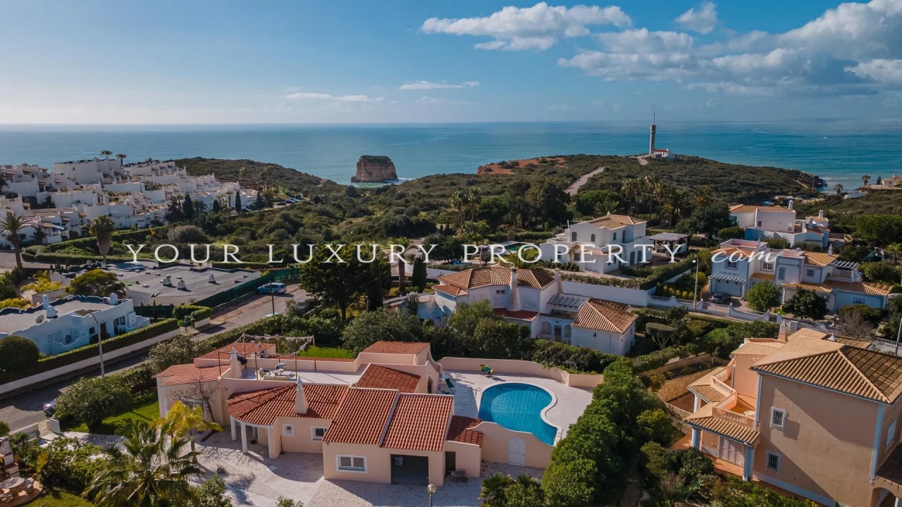 Moradia T4 para Venda em Portimão Foto 3