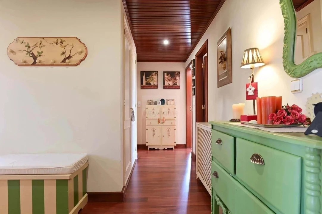 Apartamento T2 para Venda em Alcabideche Foto 10