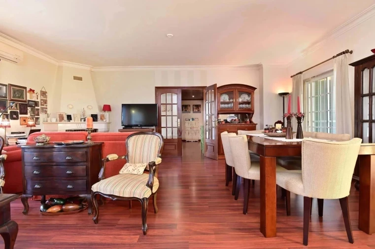 Apartamento T2 para Venda em Alcabideche Foto 4