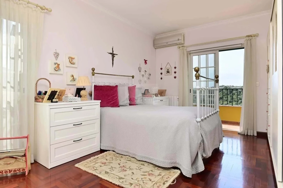 Apartamento T2 para Venda em Alcabideche Foto 16