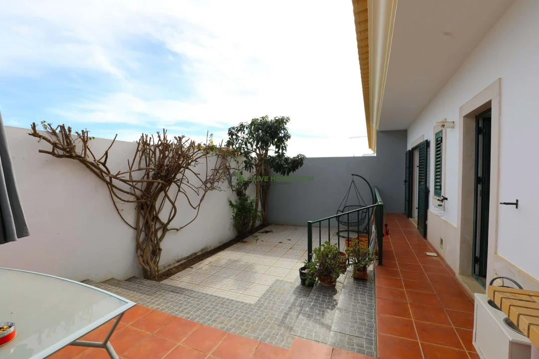 Moradia T3 para Venda em Almancil Foto 6