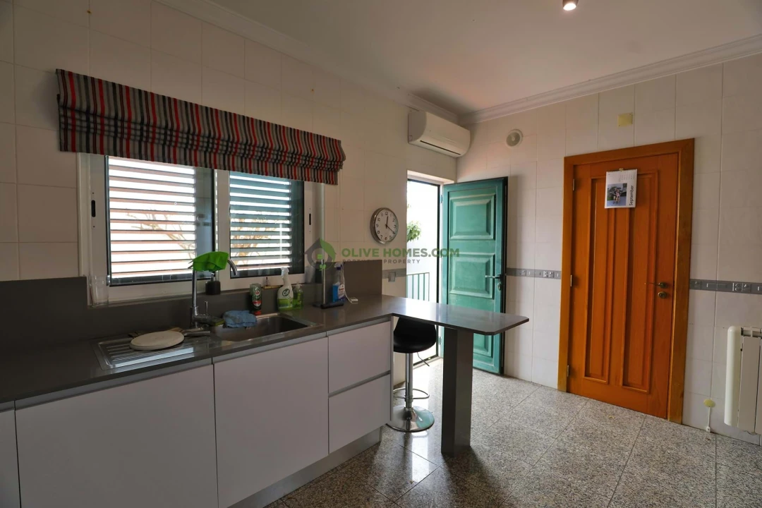 Moradia T3 para Venda em Almancil Foto 13