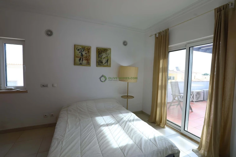 Moradia T3 para Venda em Almancil Foto 23