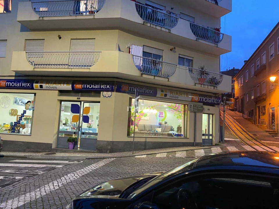 Negócio para Venda em Viseu Foto 1