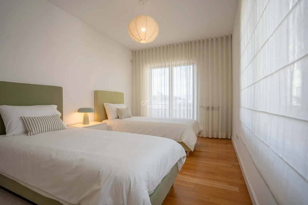 Apartamento T3 para Arrendamento em São Domingos de Benfica Foto 29