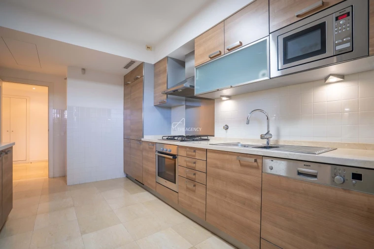 Apartamento T3 para Arrendamento em São Domingos de Benfica Foto 15