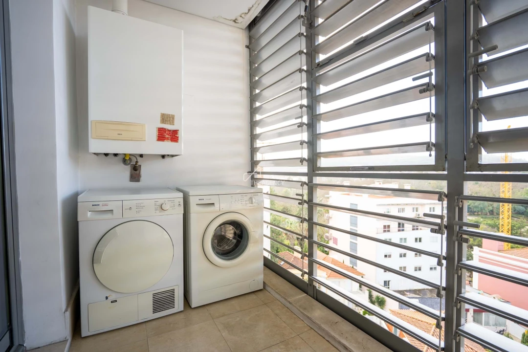 Apartamento T3 para Arrendamento em São Domingos de Benfica Foto 18