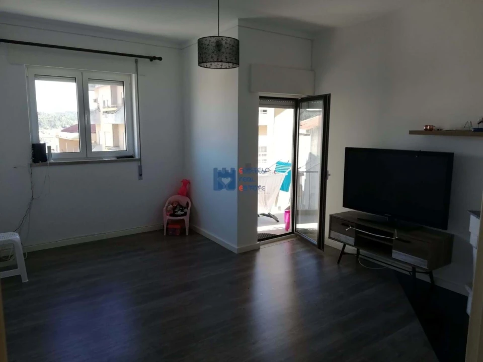 Apartamento T5 para Venda em Nossa Senhora da Piedade Foto 4