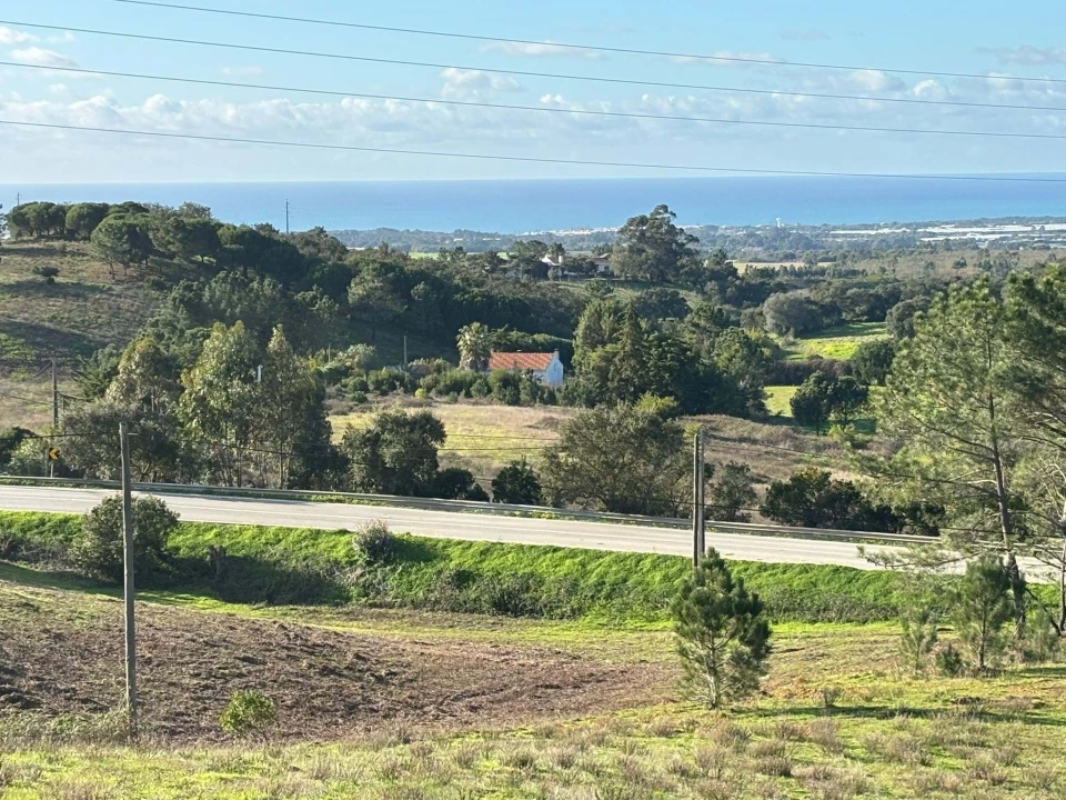 Terreno para Venda em São Teotónio Foto 1