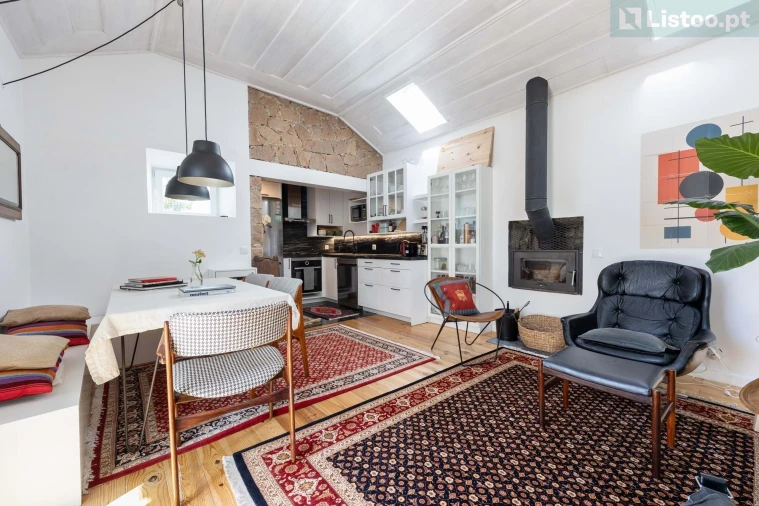 Moradia T2 para Venda em Colares Foto 8