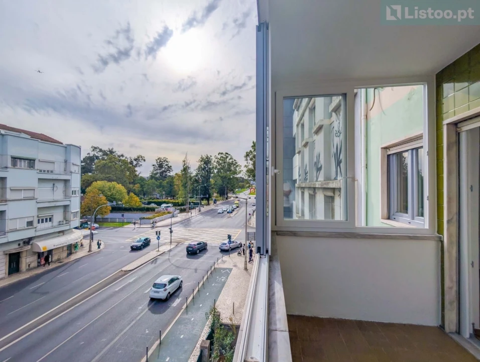 Apartamento T2 para Venda em Alvalade Foto 23