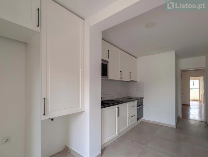 Apartamento T2 para Venda em Alvalade Foto 6