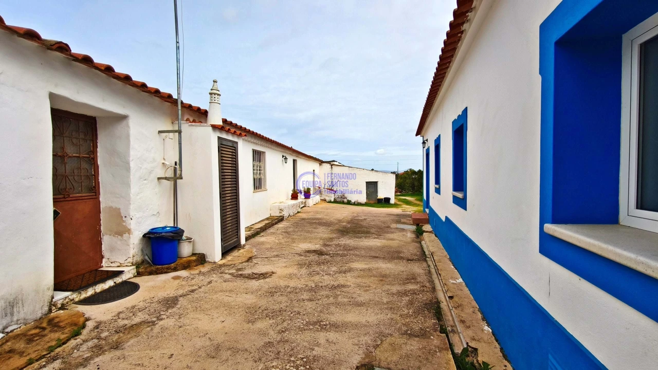 Moradia T2 para Venda em São Silvestre Foto 39