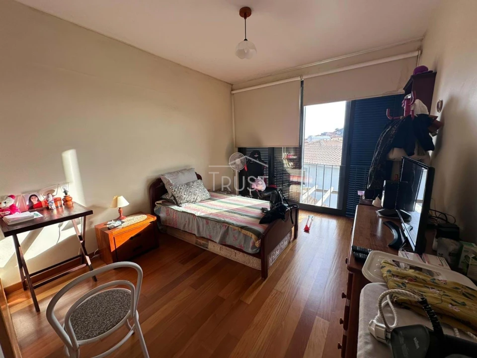 Moradia T3 para Venda em Santo Antonio Foto 7