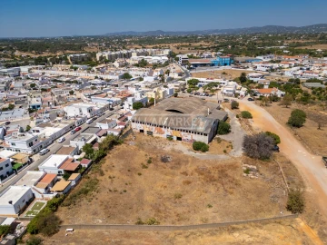 Terreno para Venda em Quelfes